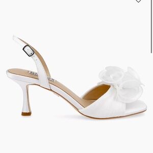 Badgley Mischka Dora satin heels-never worn!